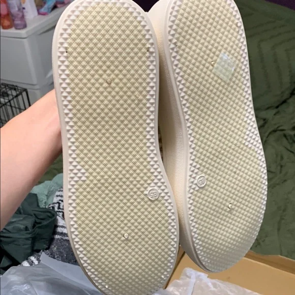 Crochet Platform Shoes - Picture 12 of 12